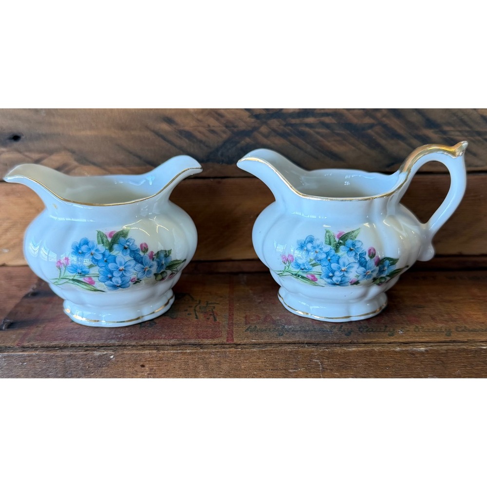 Saji Mini Creamer Sugar Set OS Home White Excellent Blue Floral Gold Gilt